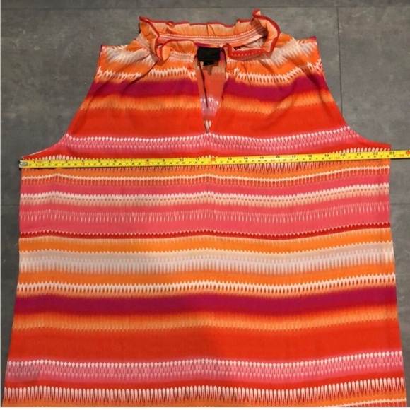 Multicolored Striped Sleeveless Blouse - Picture 9 of 9